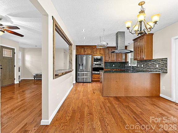 5th image of 1034 S Orchard Rd