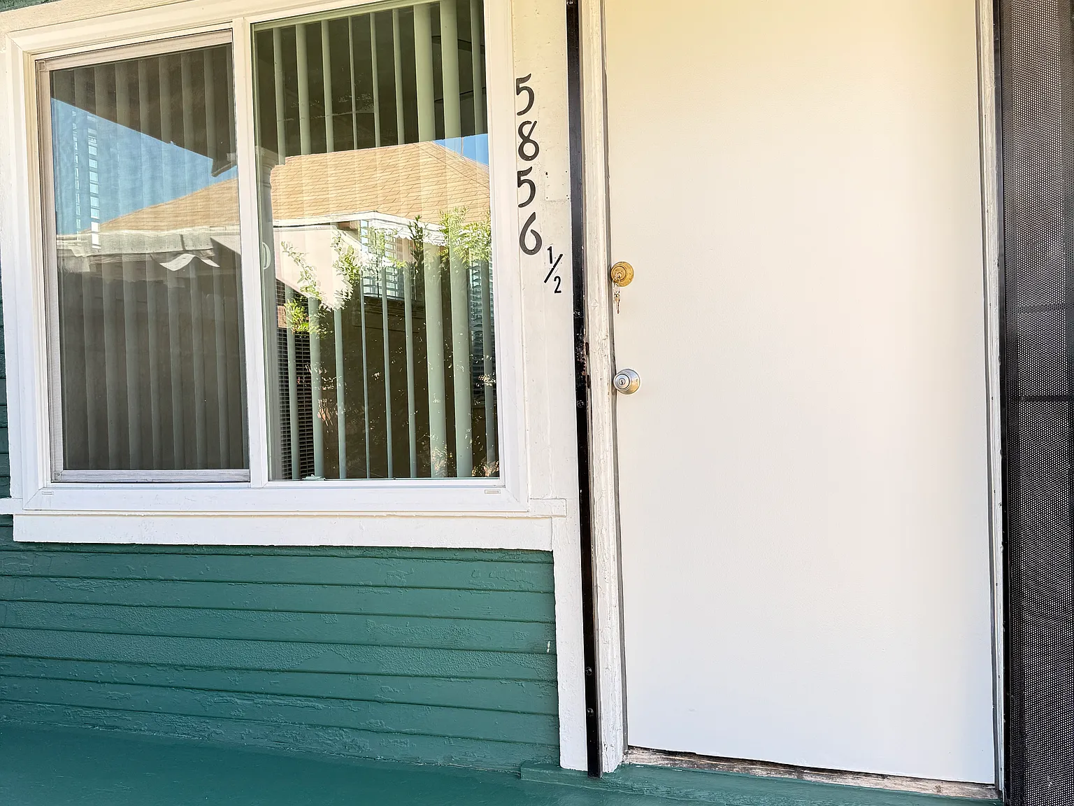 1 bed, 560 sqft, $2,100 — Photo 1