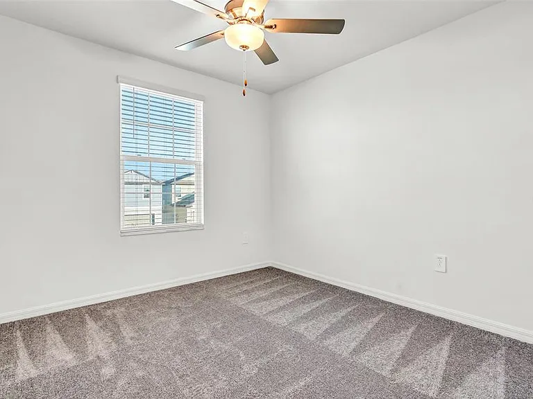 11672 Radiant Shore Loop — Photo 31