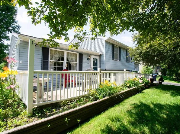 188 Overland Trl, West Henrietta, NY 14586