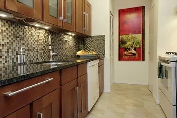 Rented by (Legacy) Elegran | media 33