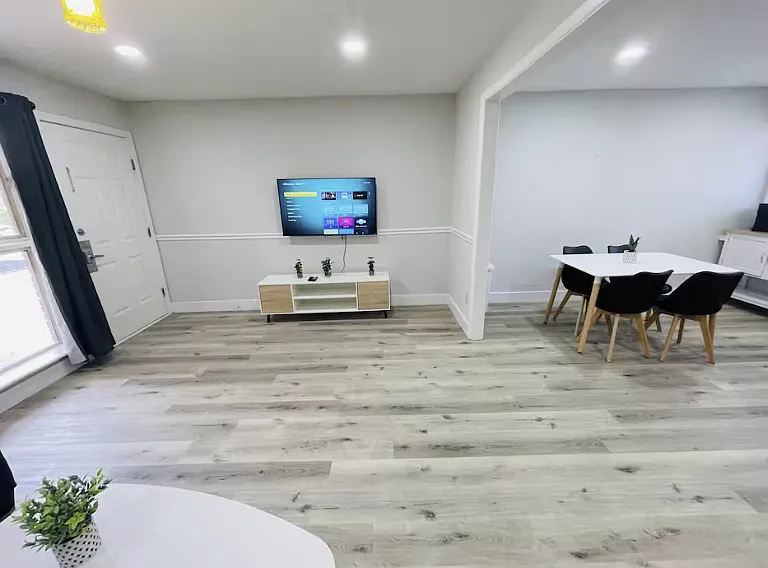 2200 Cassandra Ln #12 — Photo 5