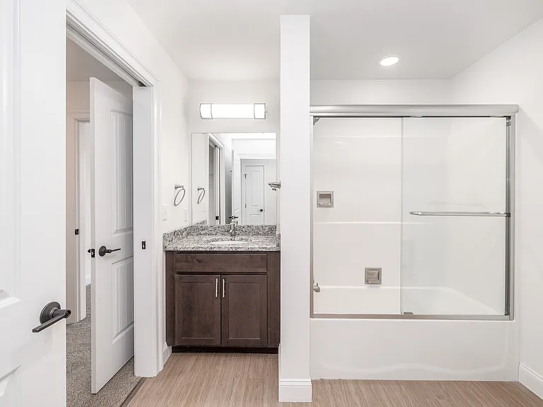 The Residences at LeMoyne Manor — Photo 9