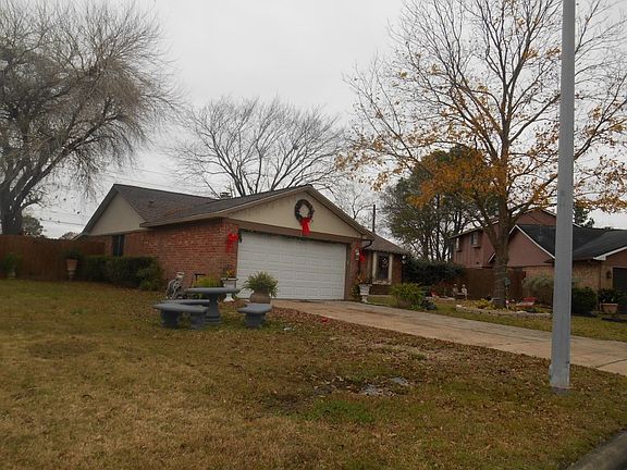 3rd image of 12006 Doubleday Dr