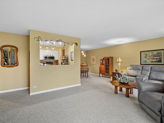 5th image of 1515 E Central Rd Unit 462B
