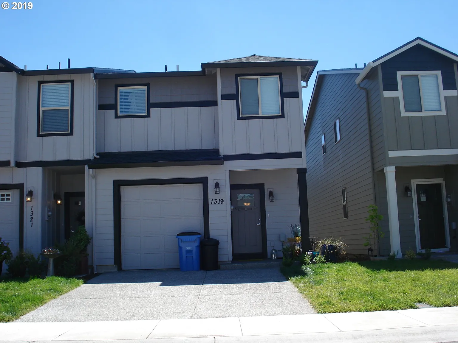 1319 NE 83rd Dr photo 1