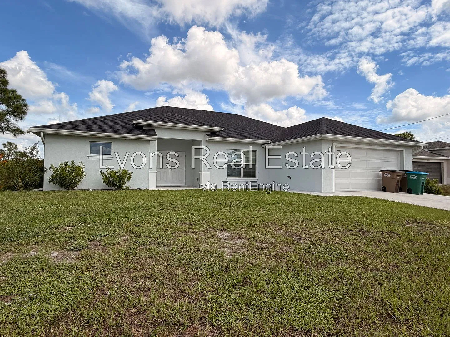 4 bed, 2.0 bath, 2300 sqft, $1,895 — Photo 1
