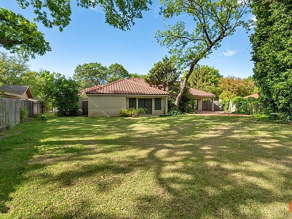 5th image of 2510 Good Shepherd Dr