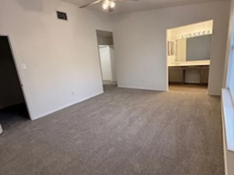 7715 Rustic Park — Photo 10