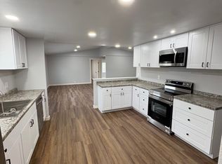 38823 Ridge Dr, Scio, OR 97374