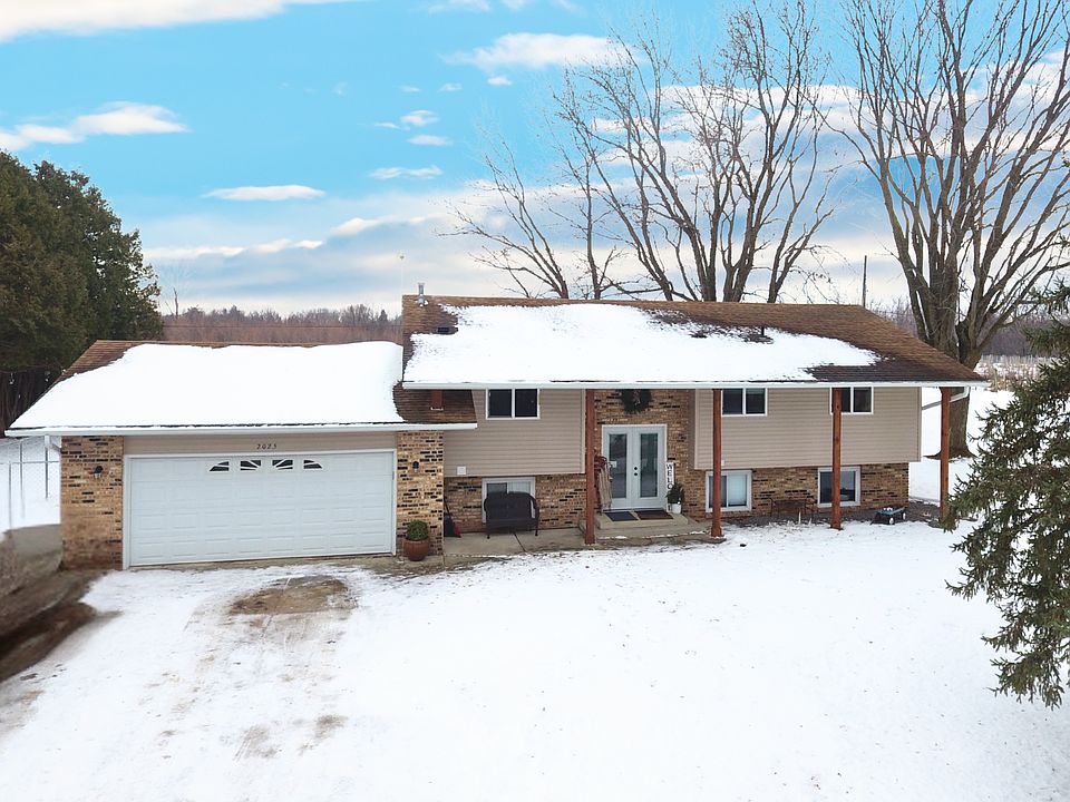 1st image of 2025 Edgewood Dr
