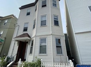 15 Duncan St, Dorchester, MA 02122