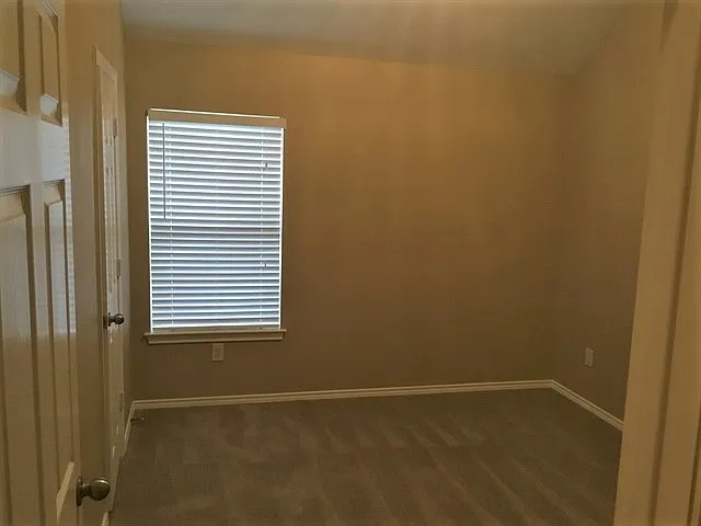 2411 Morgan Ridge Ln — Photo 11
