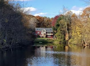 47 Cornwall Ln, Guilford, CT 06437