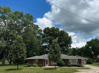 217 Brewer Rd, Danville, IL 61834