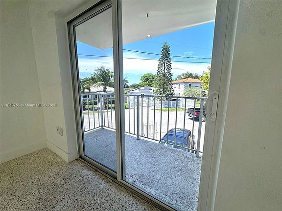 4th image of 250 Beacom Blvd #2