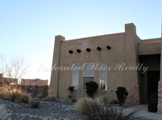 817 3rd St NE, Rio Rancho, NM 87124