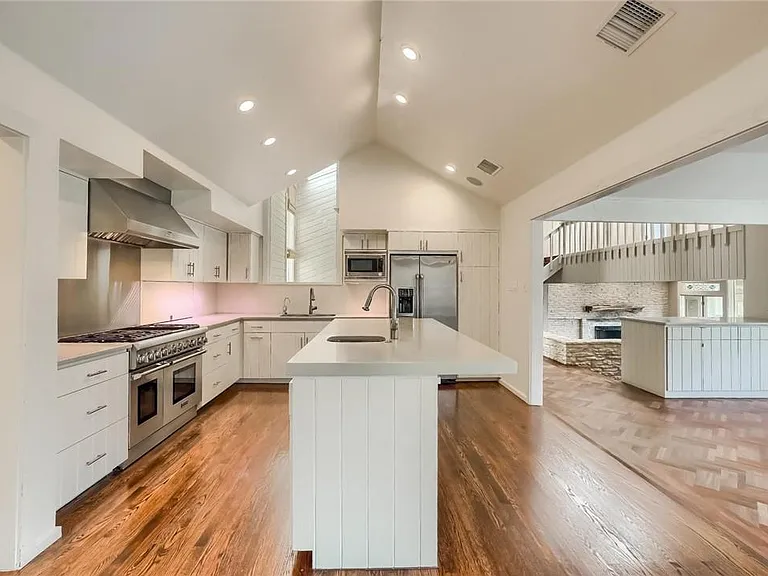 718 Bermuda — Photo 10