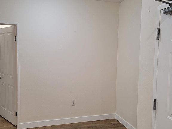 4th image of 1501 Front St Unit 334