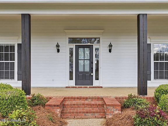 5th image of 209 Park Ridge Dr