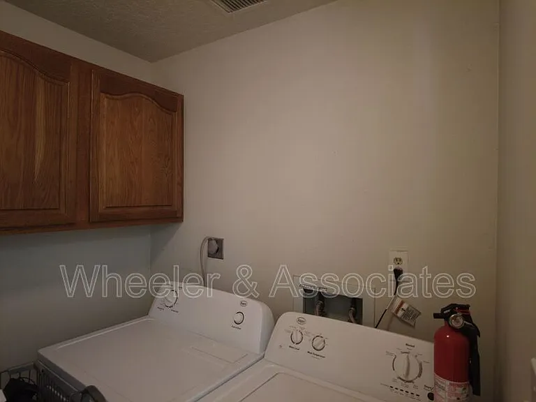 560 E South Temple #602 — Photo 4