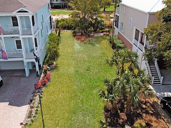 5th image of 10 Yacht Harbor Ct