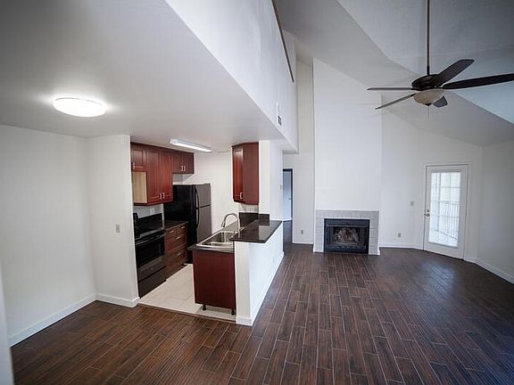 3rd image of 6028 Westgate Dr #1-201