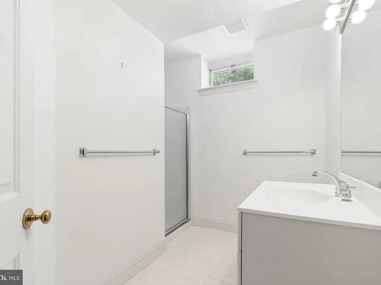 841 Mount Moro Rd — Photo 59