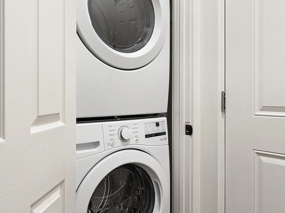 In unit washer and dryer