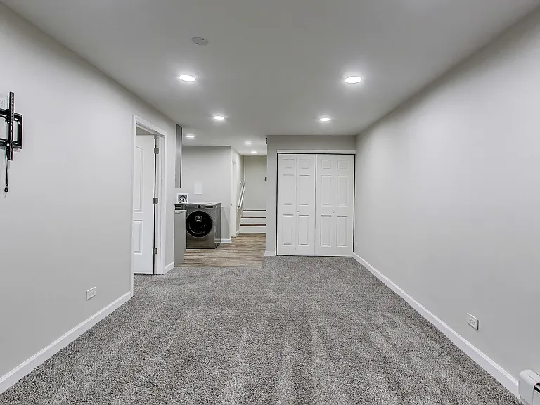 1086 N Northwest Hwy #G — Photo 4