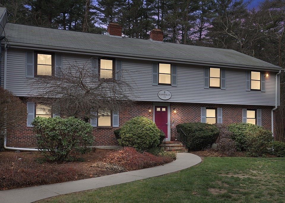 1st image of 8 Meadowbrook Ln APT 4