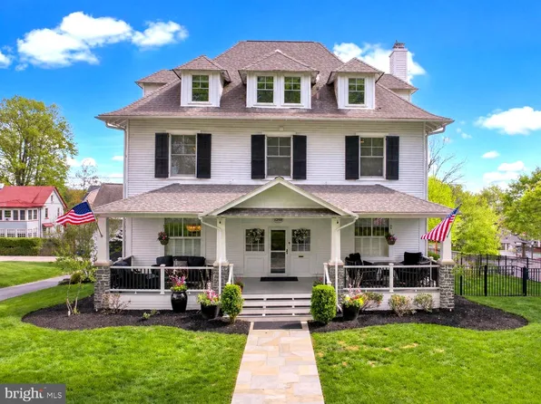 1240 Dauphin Ave, Wyomissing, PA 19610