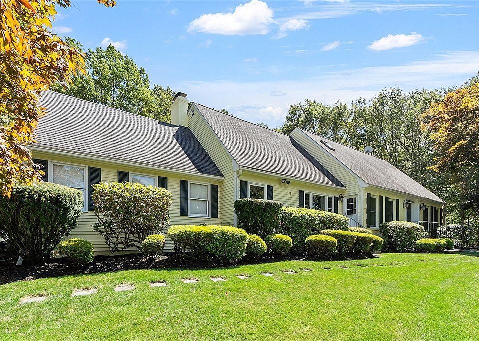 1st image of 30 Goose Pond Rd