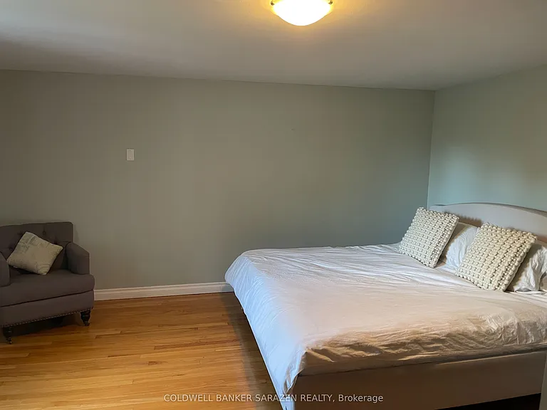 448 Green Ave — Photo 12