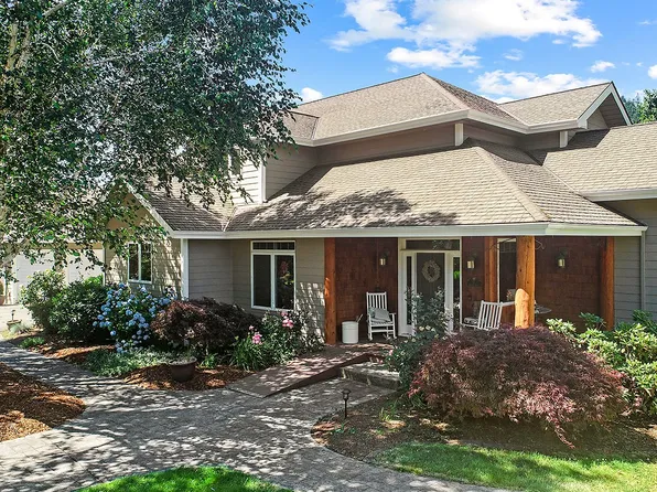2 Acorn Ln, White Salmon, WA 98672