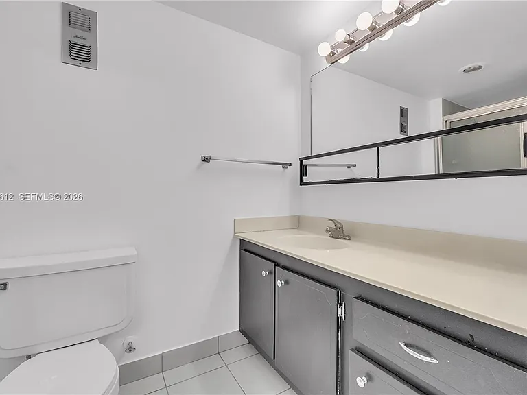 2781 Taft St #303 — Photo 13