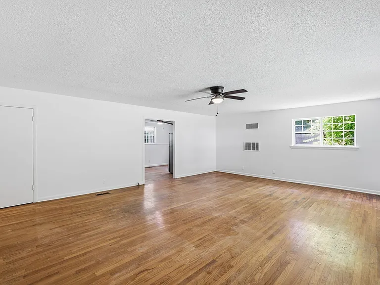5246 Old Hixson Pike — Photo 7