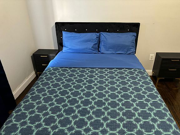 BEAUTIFUL ROOM FOR RENT