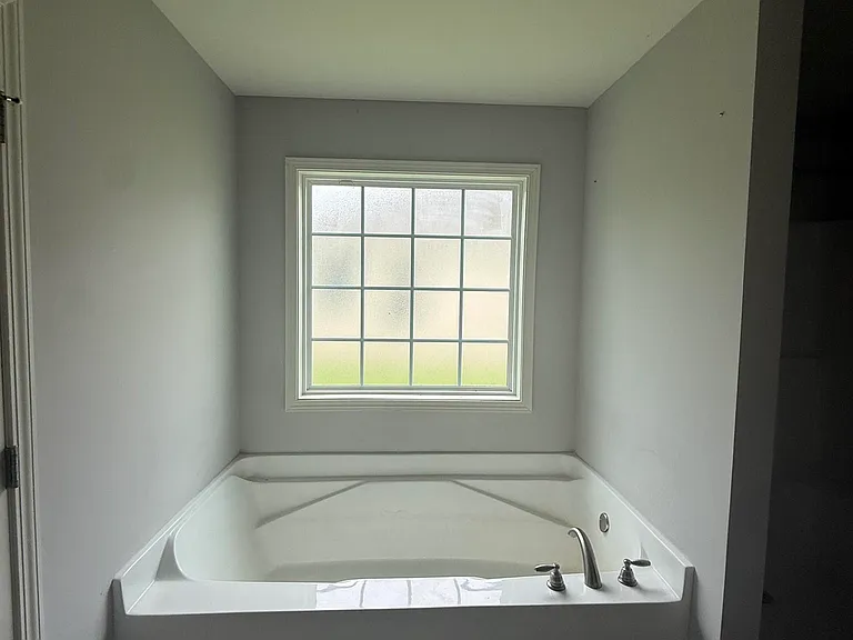 120 Worchester Cir — Photo 13