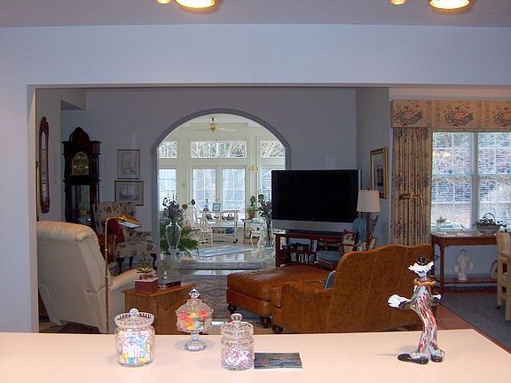 Kitchen to Living Room