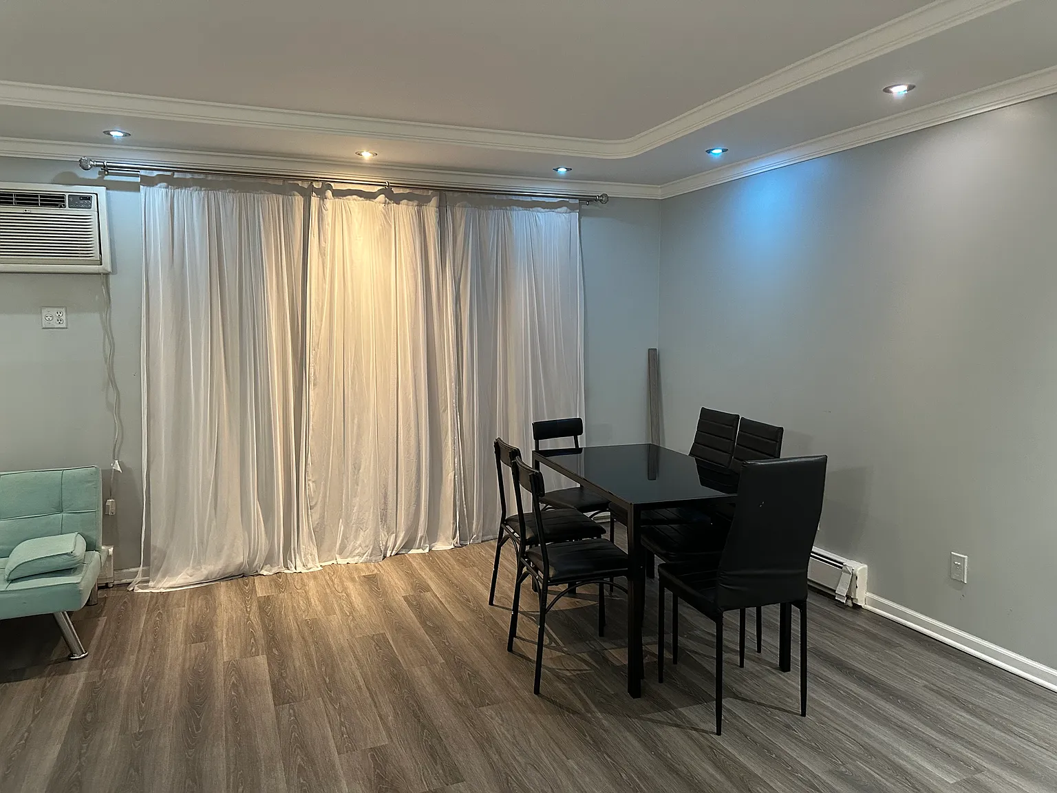2 bed, 1242 sqft, $2,000 — Photo 3