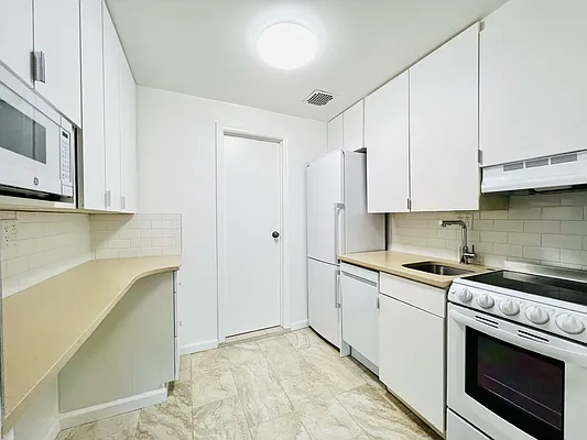 Rented by Domain Properties | media 3