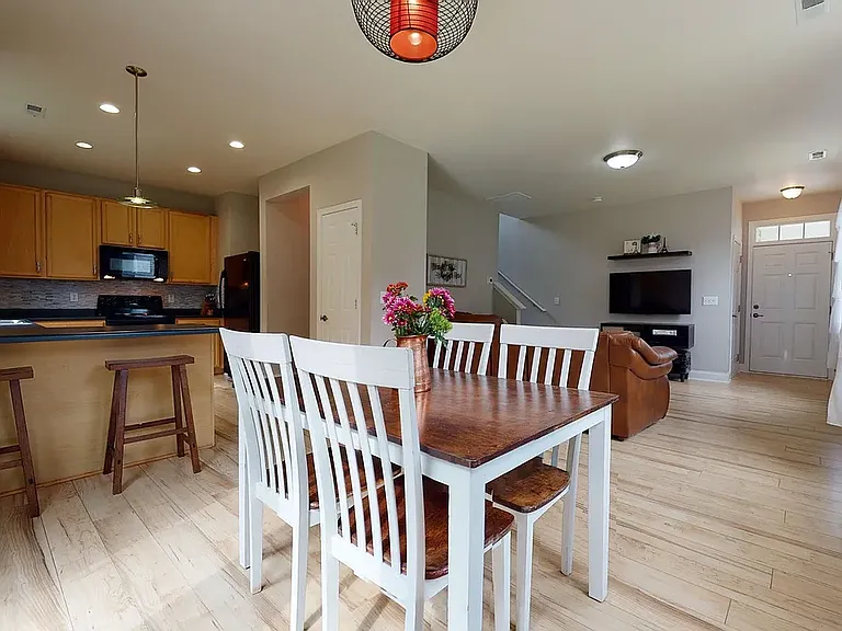 8186 Cohosh Ct — Photo 7