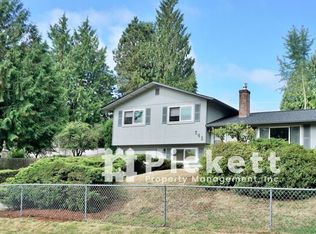 741 Orrfelt Dr NW, Bremerton, WA 98311