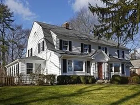 29 Marion Ave, Short Hills, NJ 07078