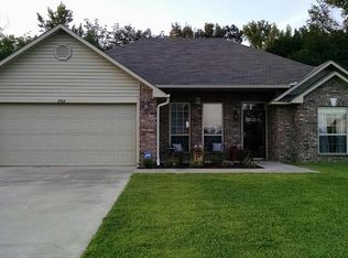 2524 Park Ave, Van Buren, AR 72956