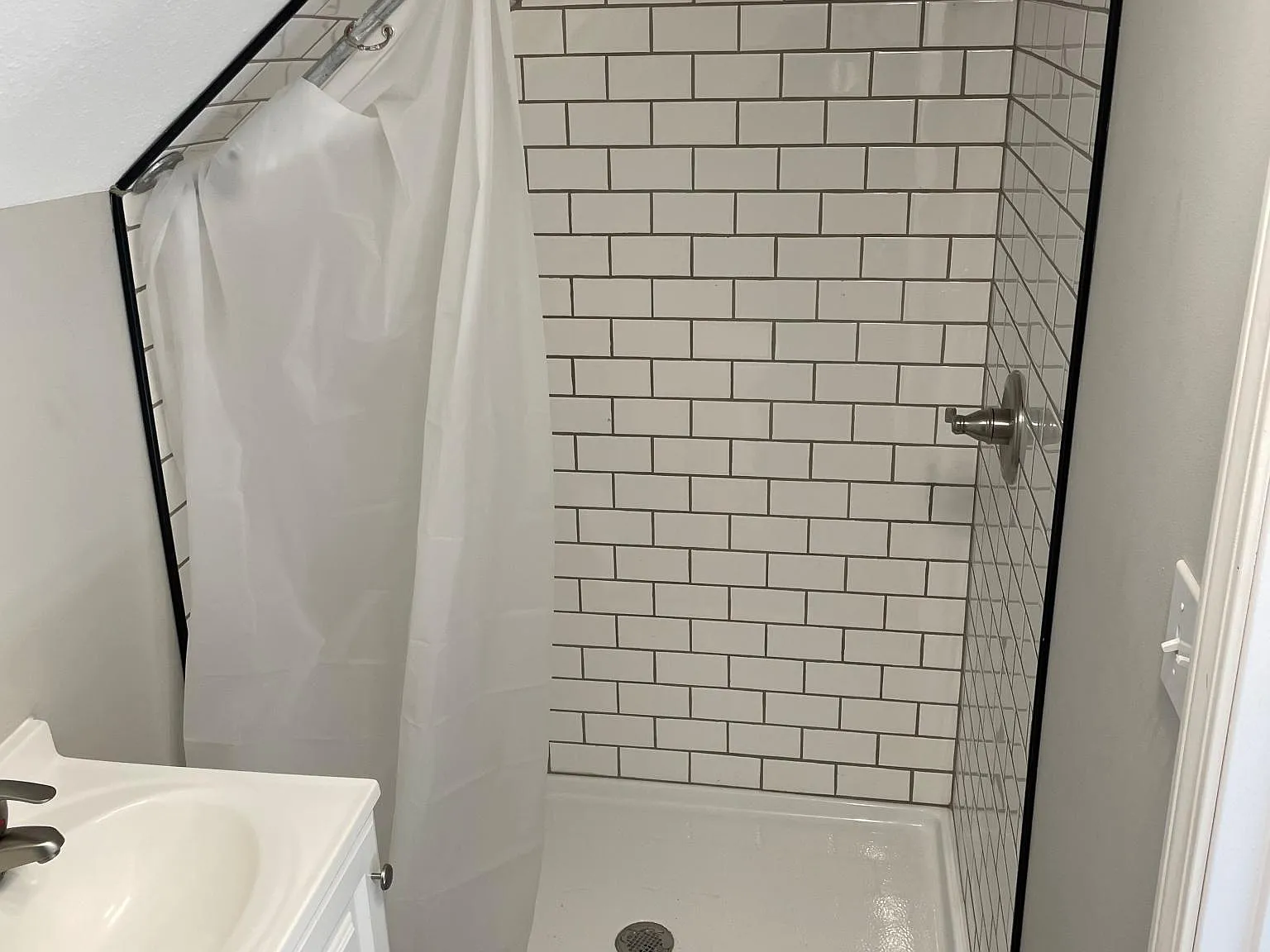 1190 Forest St — Photo 3