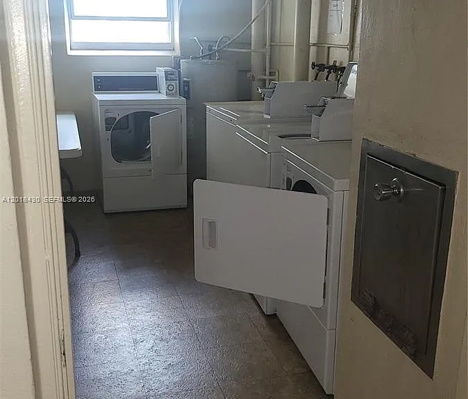 1001 NE 14th Ave #201 — Photo 8
