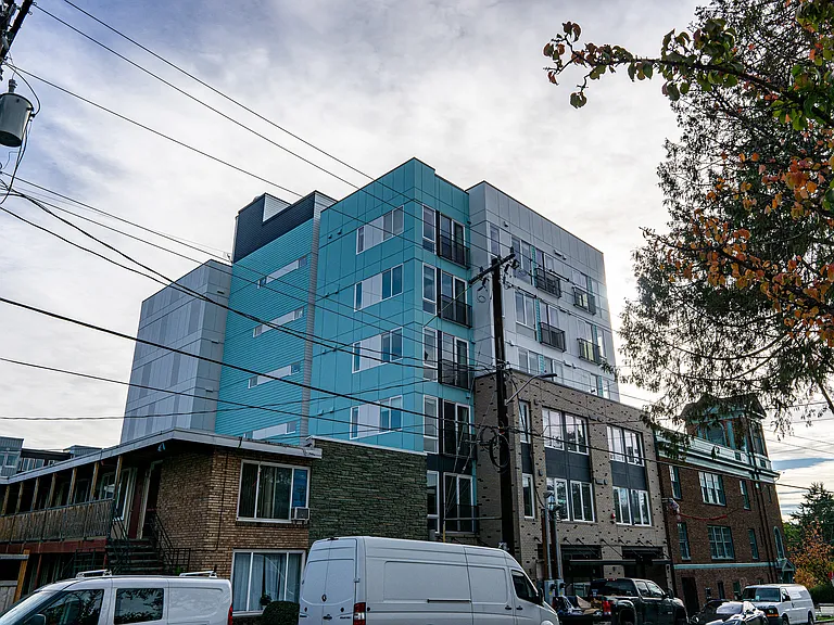 The Loop at Green Lake — Photo 29