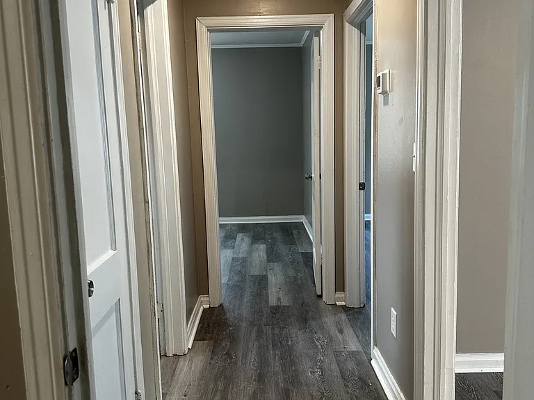 705 Virginia Dr — Photo 9